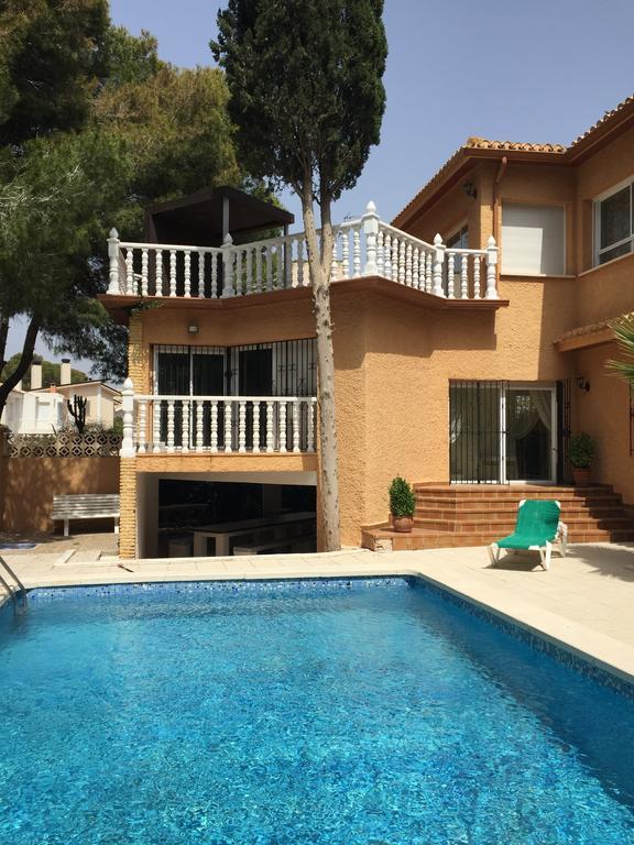 Villa Las Amapolas Campoamor Bilik gambar